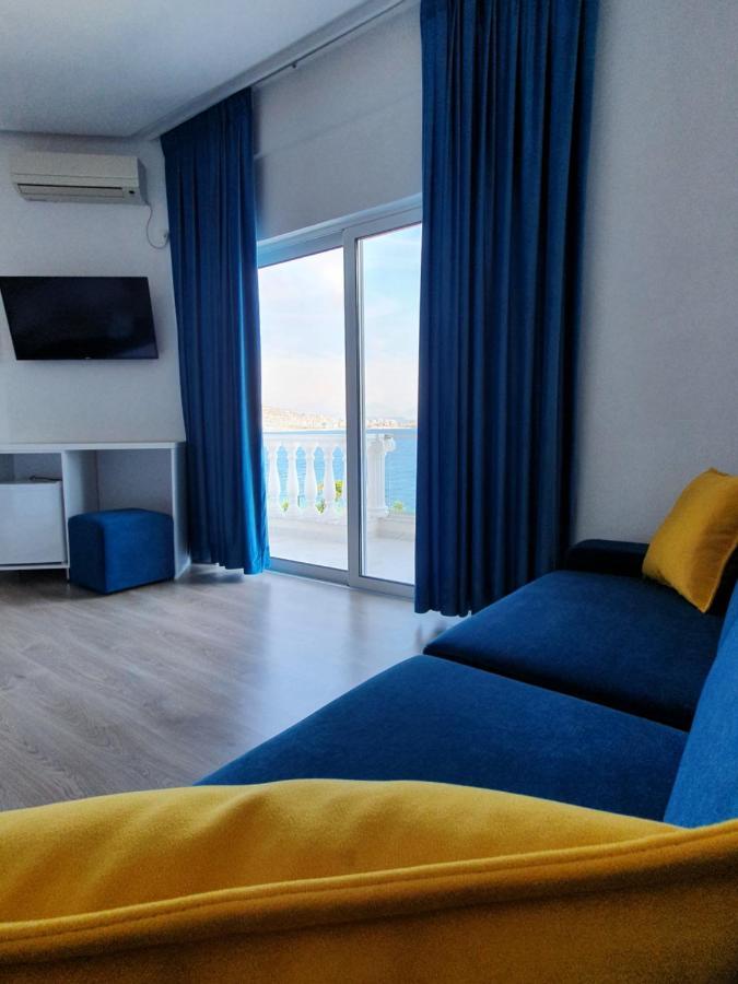 Hotel Aloha Саранда Екстер'єр фото