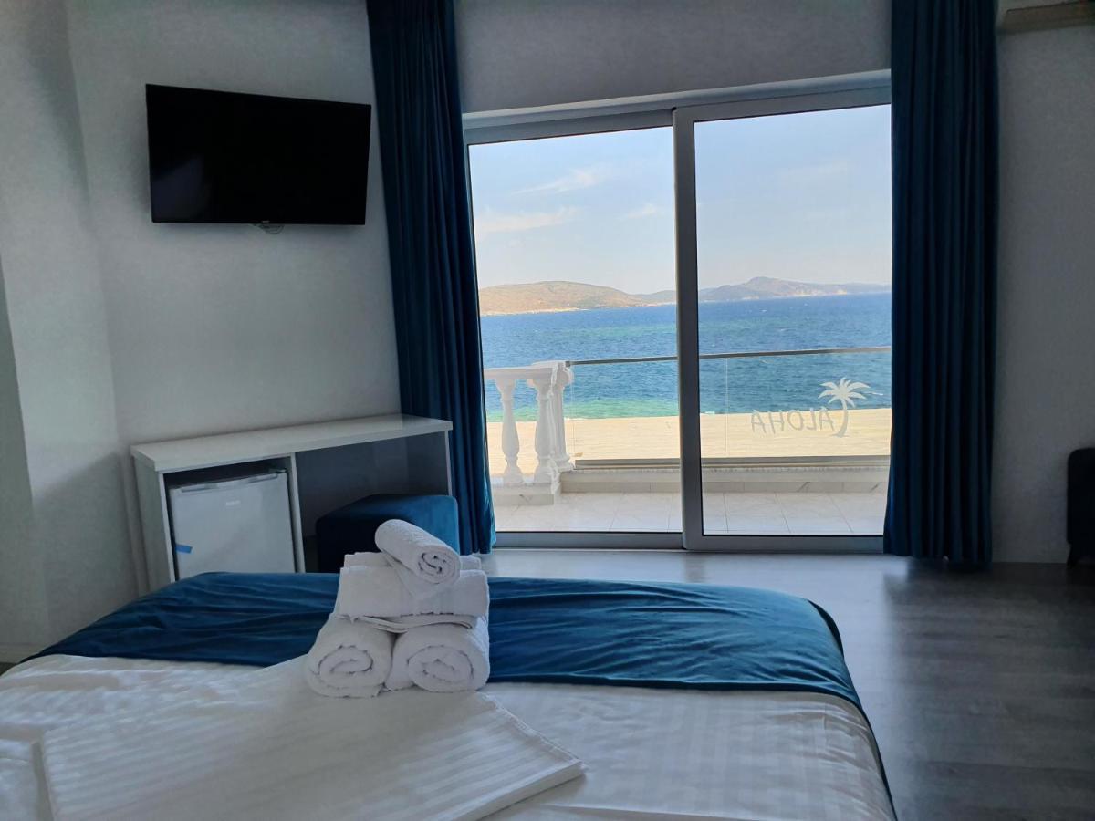 Hotel Aloha Саранда Екстер'єр фото