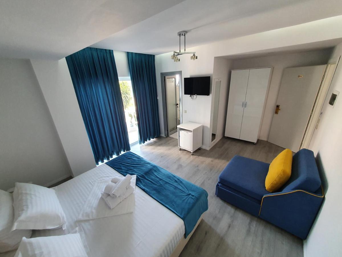 Hotel Aloha Саранда Екстер'єр фото
